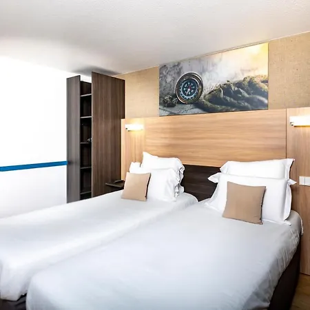 Kyriad Paris Ouest - Colombes 3* Bois-Colombes
