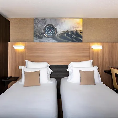 Kyriad Paris Ouest - Colombes Hotel
