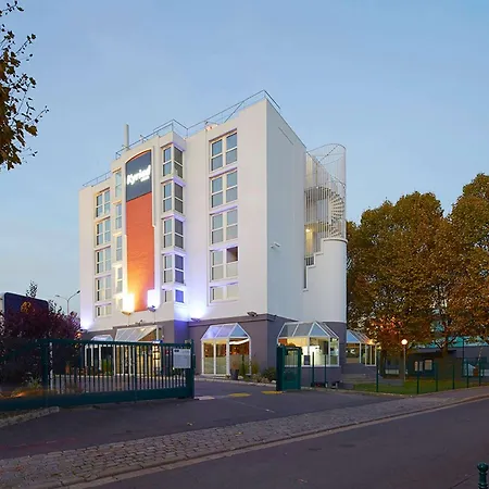 Ibis Styles Colombes Paris Ouest Hotel