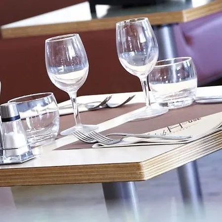 Ibis Styles Colombes Paris Ouest 3*